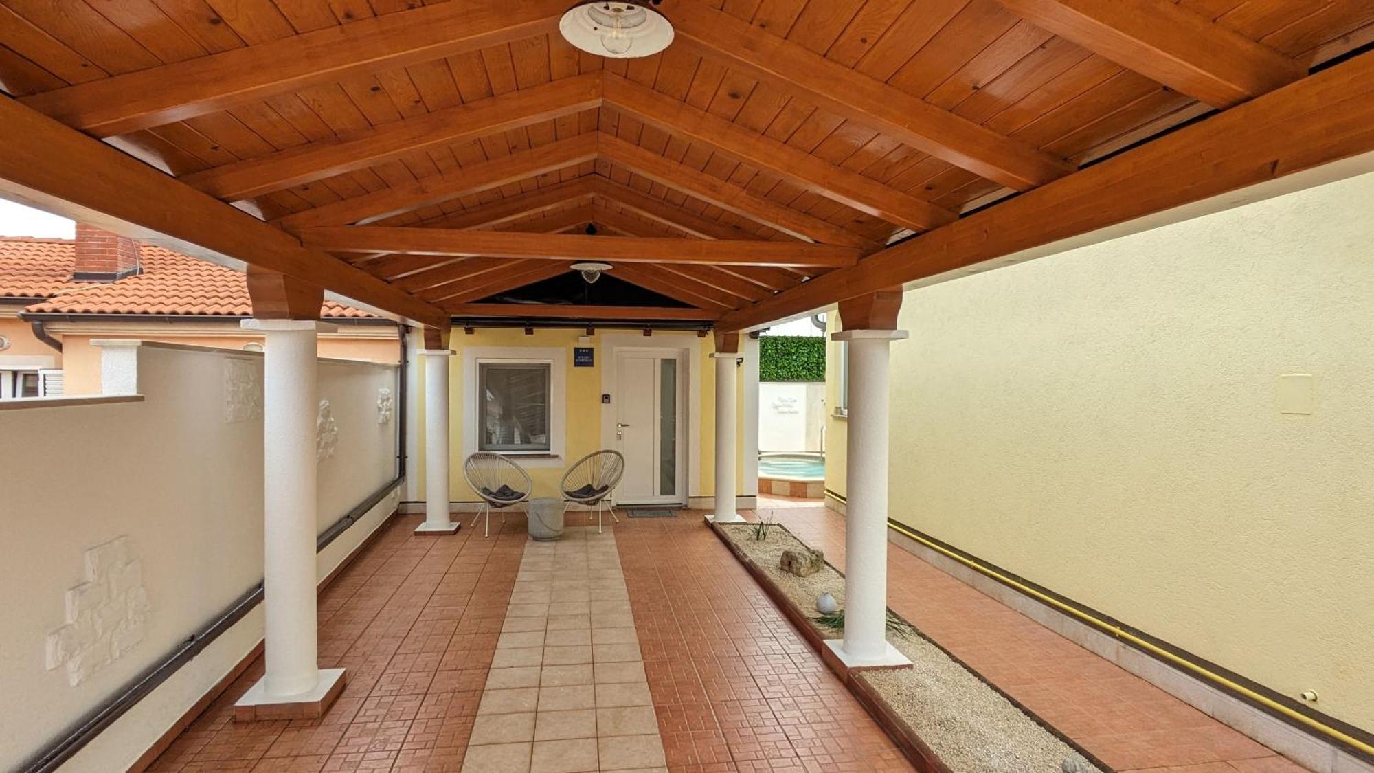 Poolside Studio Фажана Екстер'єр фото