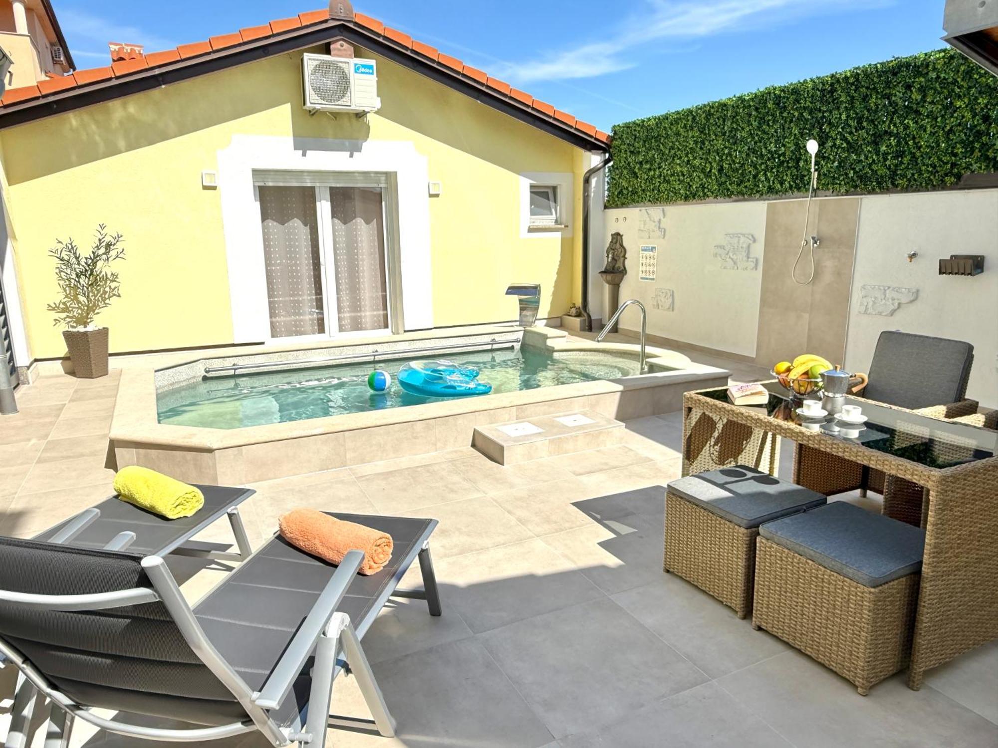 Poolside Studio Фажана Екстер'єр фото